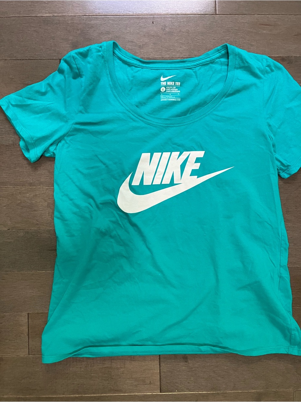The Nike Tee Women's Teal Size LAthletic Cut 100% Cotton